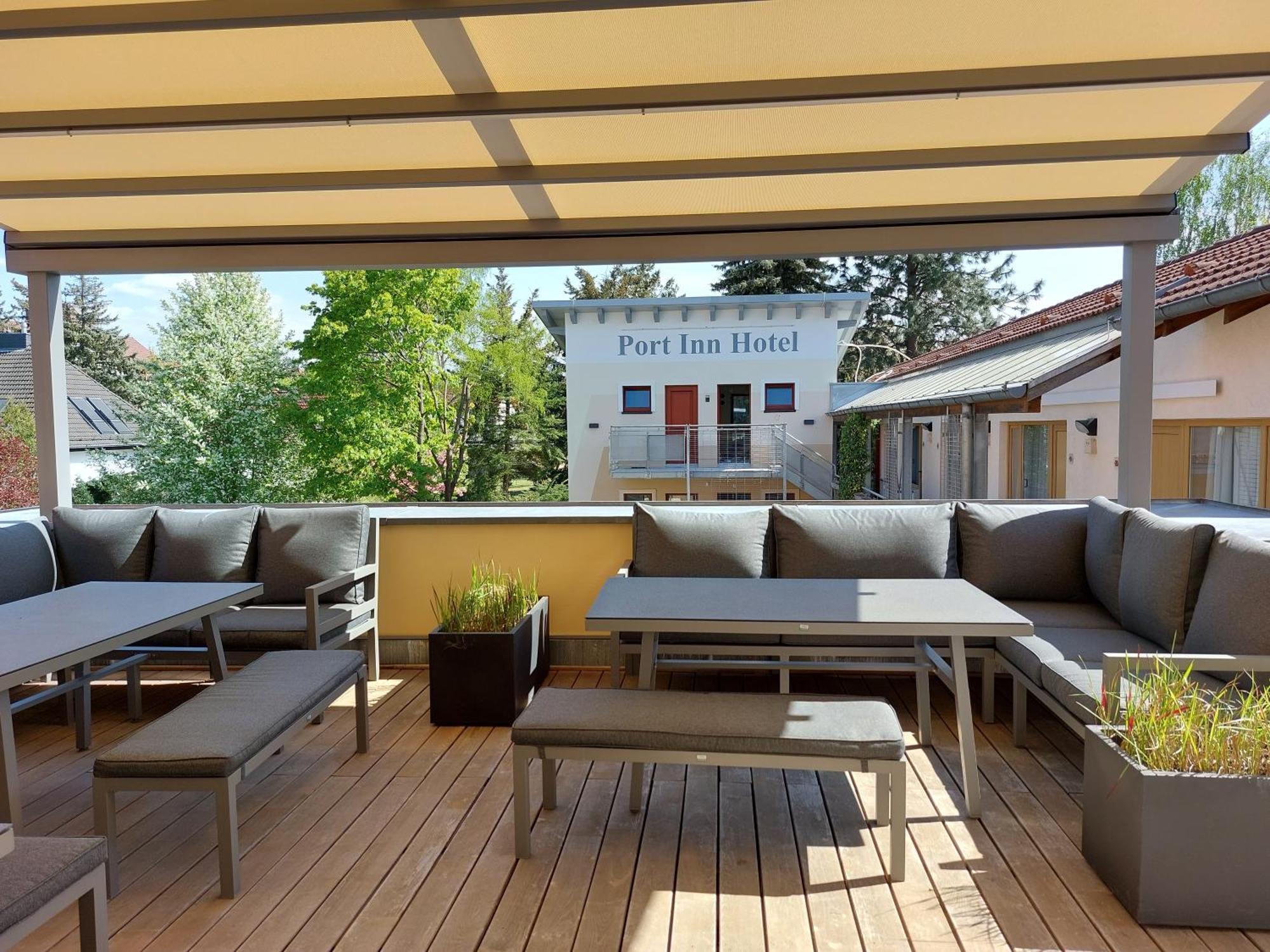 Port Inn Hotel Eichwalde ภายนอก รูปภาพ