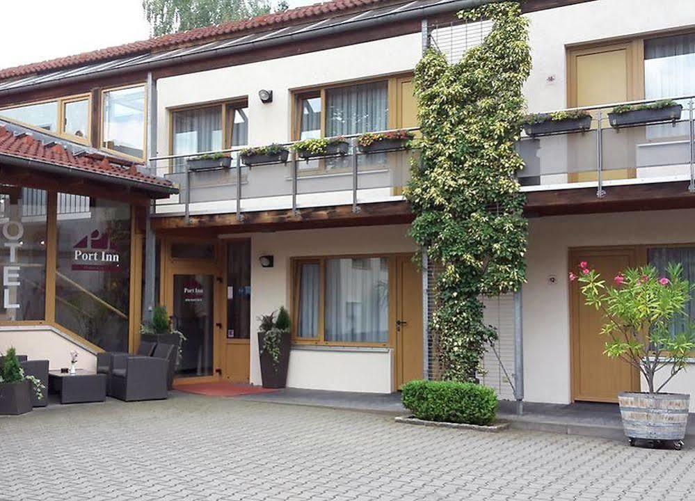 Port Inn Hotel Eichwalde ภายนอก รูปภาพ